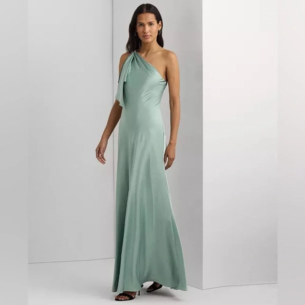 NWT Lauren Ralph Lauren Satin Charmeuse One-Shoulder Gown size 4 - Picture 2 of 5